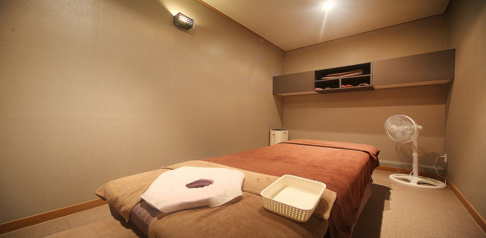 중국마사지 관리 전문 마사지 매장 참몸수기명가 내부 공간