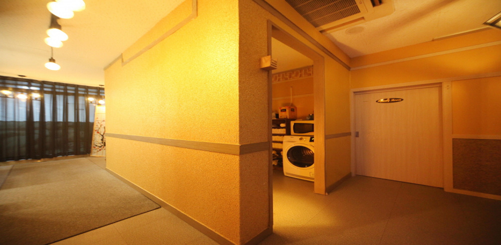 옥정동 한국관리사 마사지샵 엘테라피의 쾌적한 관리실 내부 모습