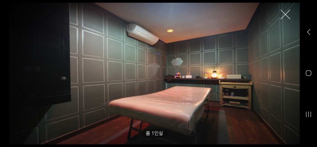 지행동 한국관리사 마사지샵 더청담스웨디시의 쾌적한 관리실 내부 모습