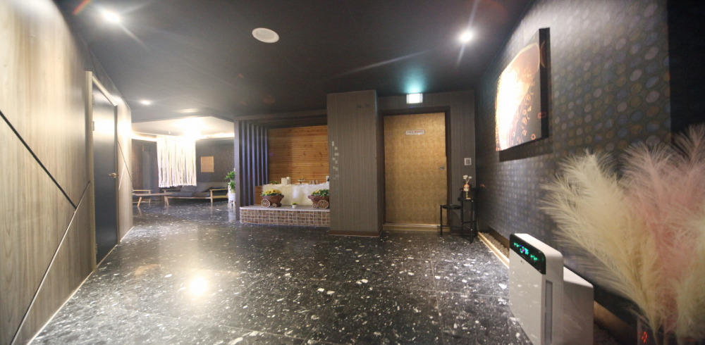 스웨디시 서비스가 제공되는 창전동 코코스웨디시 매장 내부 사진