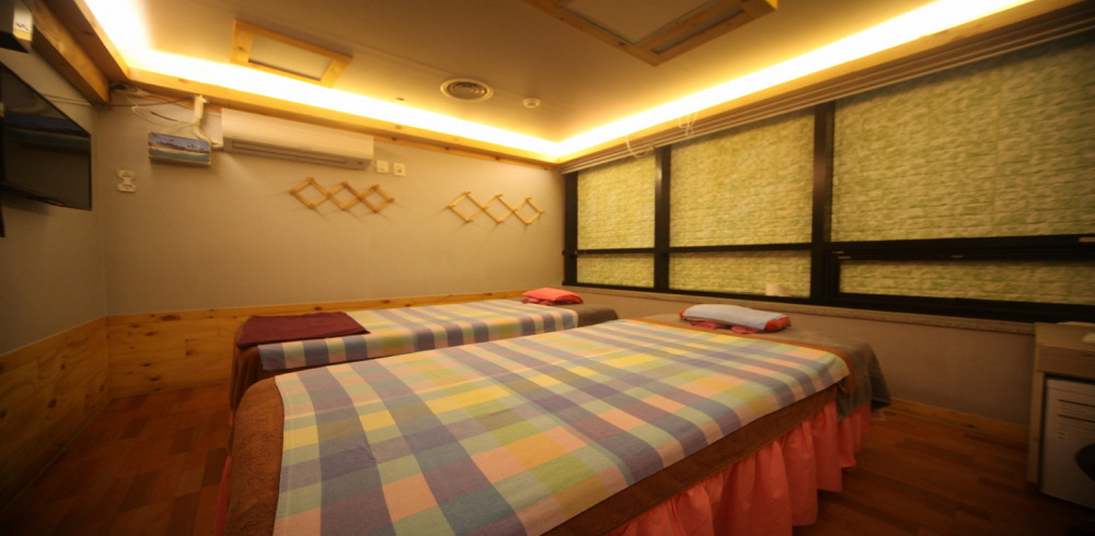 하장리 태국마사지 전문 만수연타이의 아늑하고 프라이빗한 분위기