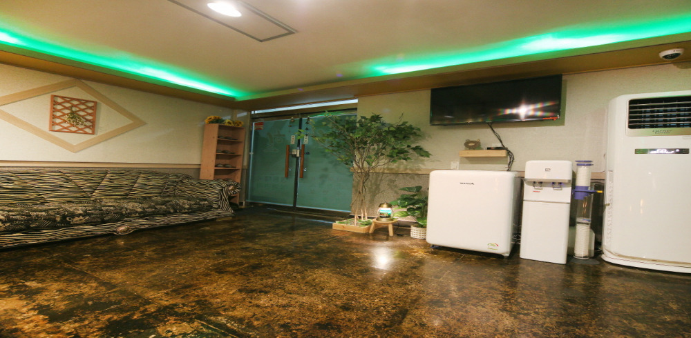 두리 인근 마사지 잘하는 곳 힐마사지 청결하게 관리된 내부 시설