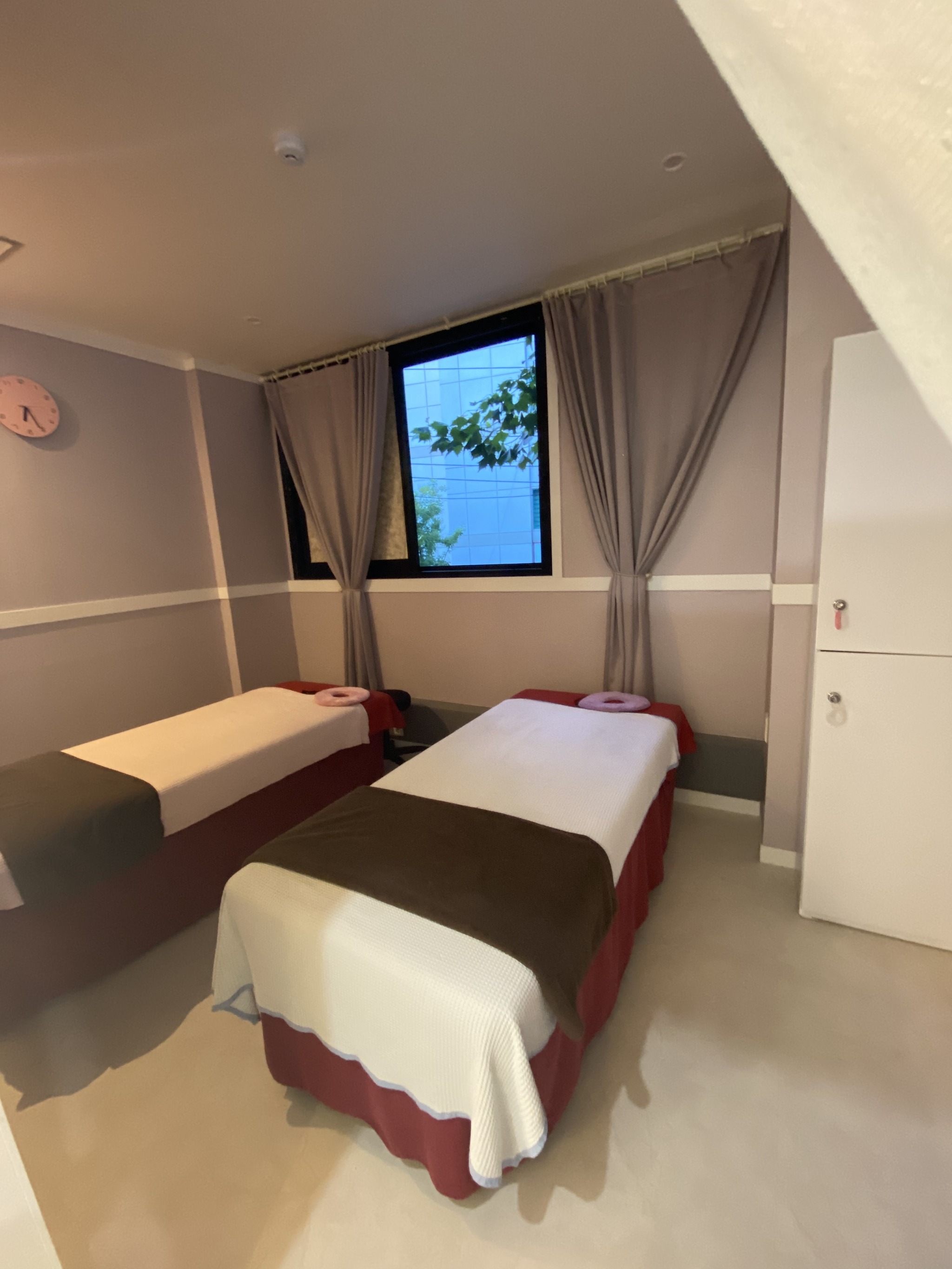 구암역,칠곡운암역,동천역 인근 아로마, 커플관리, 풋케어 서비스가 제공되는 황비아로마의 전체 시설