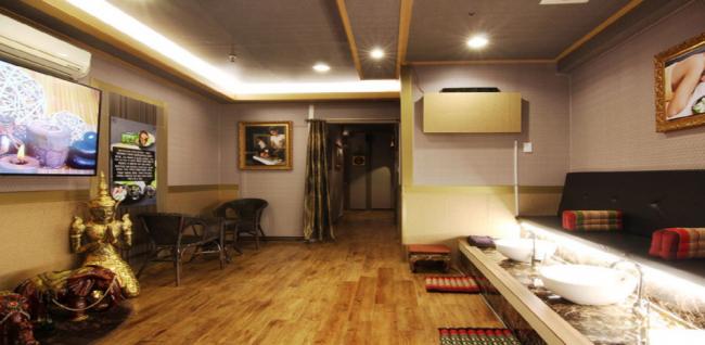 상동 태국관리사 마사지샵 바디앤풋의 쾌적한 관리실 내부 모습