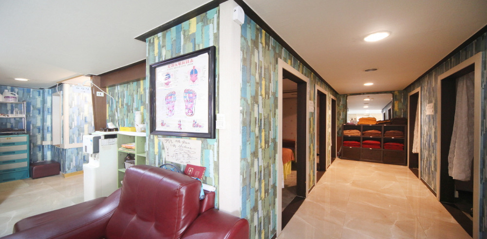 수안동 태국마사지 전문 중국전통마사지의 깔끔하고 정돈된 내부 전경