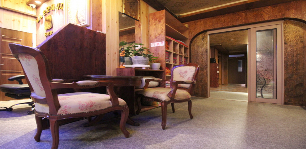 주변 태국마사지 추천 매장 명품정통테라피의 전체적인 인테리어 모습