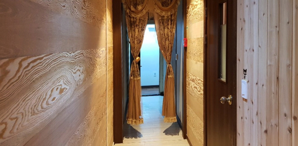 대교리 태국마사지 전문 명품정통테라피의 깔끔하고 정돈된 내부 전경