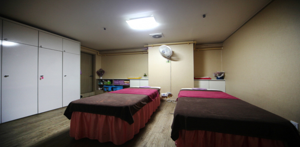 중국마사지 관리 전문 마사지 매장 상하이중국전통 내부 공간