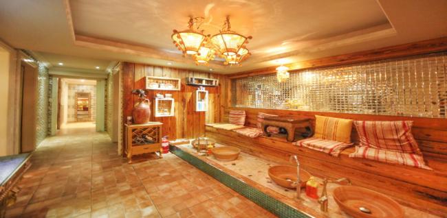 신촌역,서강대역,이대역,대흥역,광흥창역 인근 아로마, 건식/스포츠, 커플관리 서비스가 제공되는 골드365의 전체 시설