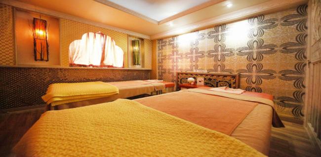 창천동 골드365 주차가능, 24시간, 샤워가능, 커플실, 단체예약, 남/여공용샵 완비된 시설 사진