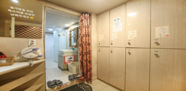 광흥창역,서강대역,신촌역,대흥역,이대역 주변 중국마사지 추천 매장 골드365의 전체적인 인테리어 모습