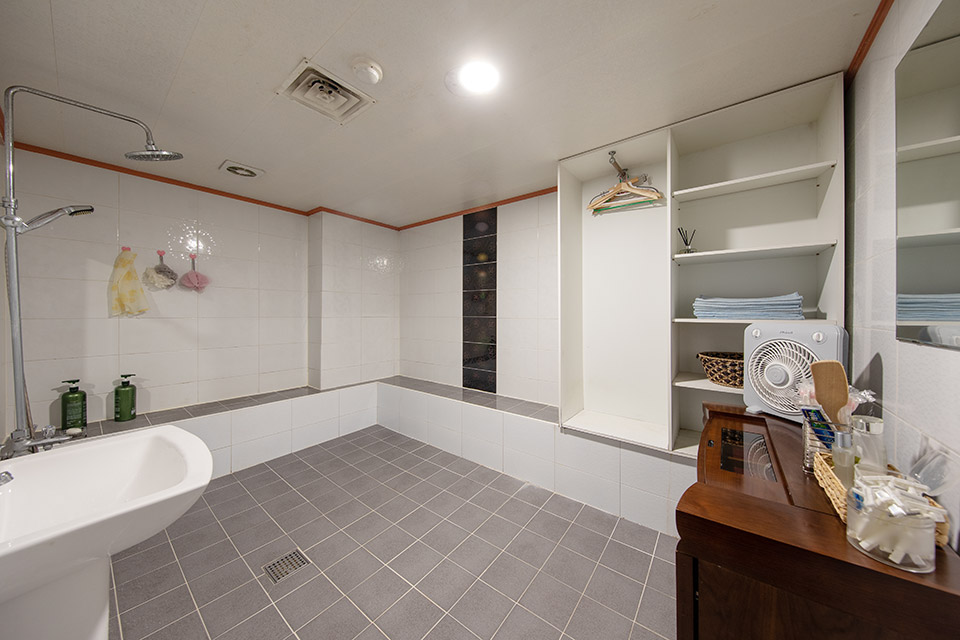 달콤타이 - 중동 상동역,부천시청역 인근 주차가능, 24시간, 샤워가능, 수면가능, 단체예약, 남/여공용샵 완비된 마사지 시설