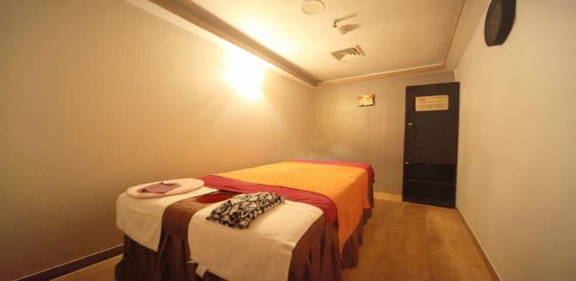 중국마사지 서비스가 제공되는 용종동 청담테라피 매장 내부 사진