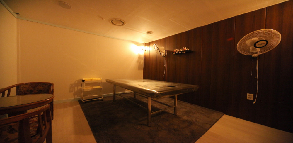 BJ스웨디시 - 금촌동 금릉역,금촌역 인근 주차가능, 샤워가능, 단체예약 완비된 마사지 시설