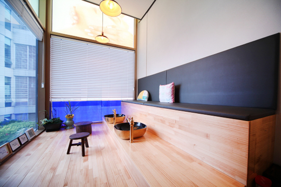 미사역 주변 스웨디시 추천 매장 에코ME테라피의 전체적인 인테리어 모습