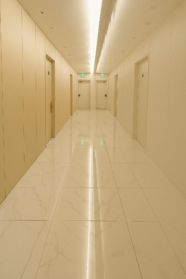 성수역,건대입구역,어린이대공원역 주변 스웨디시 추천 매장 플로스웨디시의 전체적인 인테리어 모습