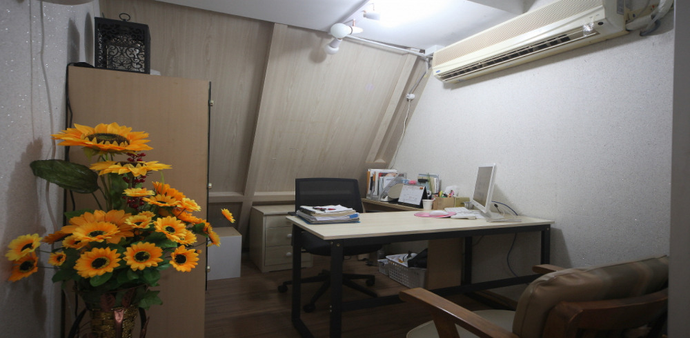 삼성동 왁싱관리 전문 삿에스떼의 깔끔하고 정돈된 내부 전경