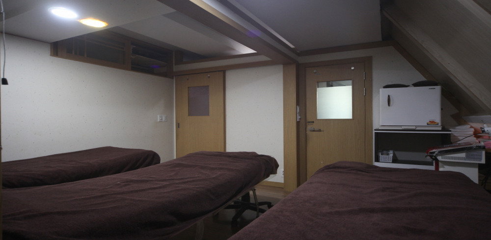 선정릉역,강남구청역,삼성중앙역,청담역,한티역,선릉역,삼성역,봉은사역 인근 한국관리사 마사지 전문 삿에스떼의 아늑한 내부 시설 안내