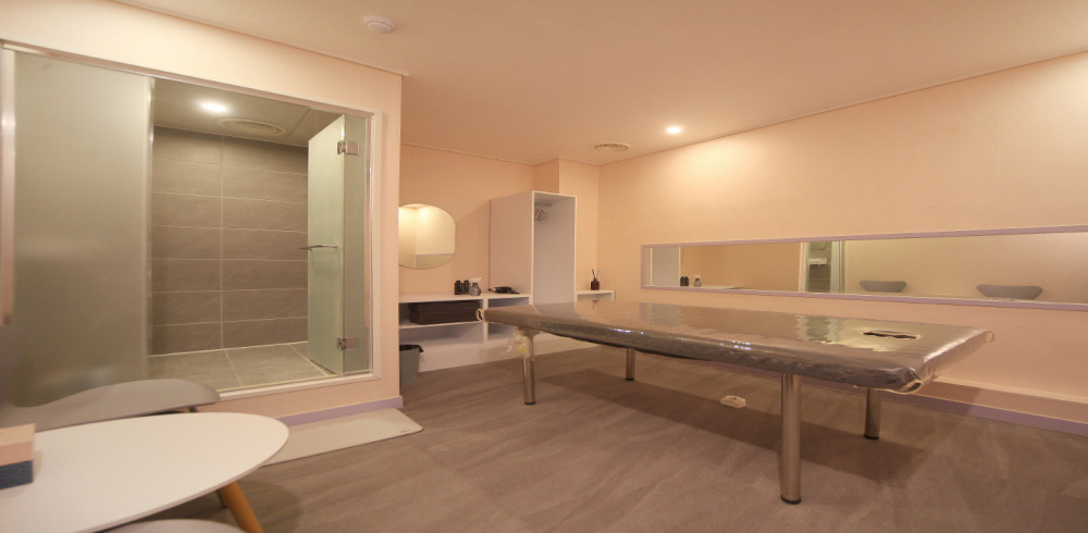 스웨디시 서비스가 제공되는 성정동 하트테라피 매장 내부 사진