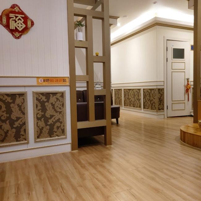 휴중국정통마사지 - 빛가람동 인근 중국마사지 전문 마사지 매장 전경