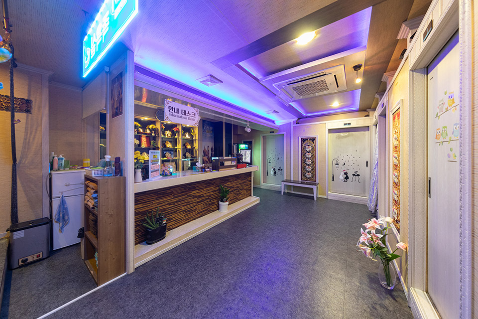 태국마사지 서비스가 제공되는 문덕리 로즈타이마사지 매장 내부 사진