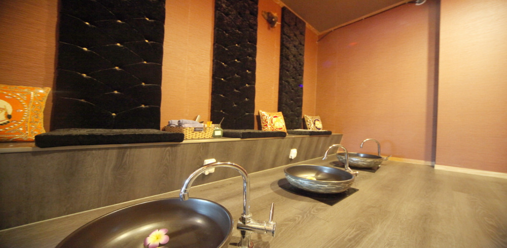 태국마사지 서비스가 제공되는 반월동 타이디엔 매장 내부 사진