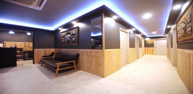 용화동 태국마사지 전문 킹타이테라피의 깔끔하고 정돈된 내부 전경