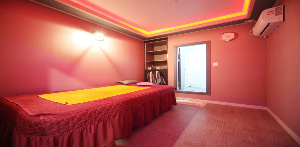 평리에 위치한 타이, 아로마, 풋케어 서비스 가능 블루아로마 시설