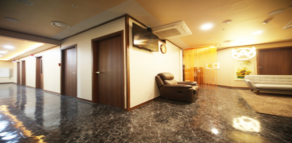 계산동 태국마사지 전문 엔젤테라피의 깔끔하고 정돈된 내부 전경