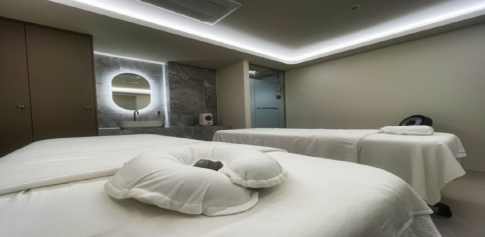 대치동 한국관리사 마사지샵 듀앤엘 의 쾌적한 관리실 내부 모습