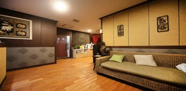 메타타이 - 수내동 수내역,서현역 인근 태국마사지 전문 마사지 매장 전경