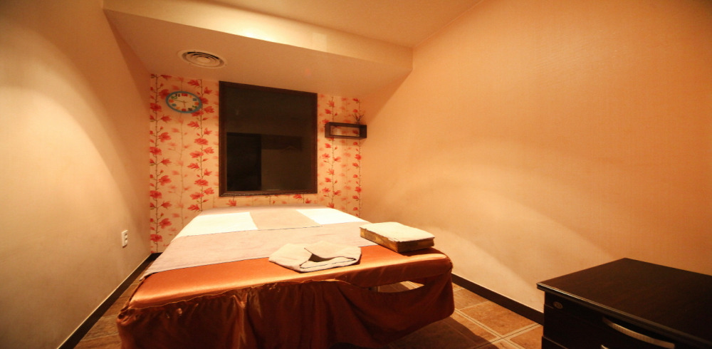 플러스 - 역삼동 강남역,신논현역,언주역,역삼역,선정릉역 주변에서 방문하기 편한 마사지 매장