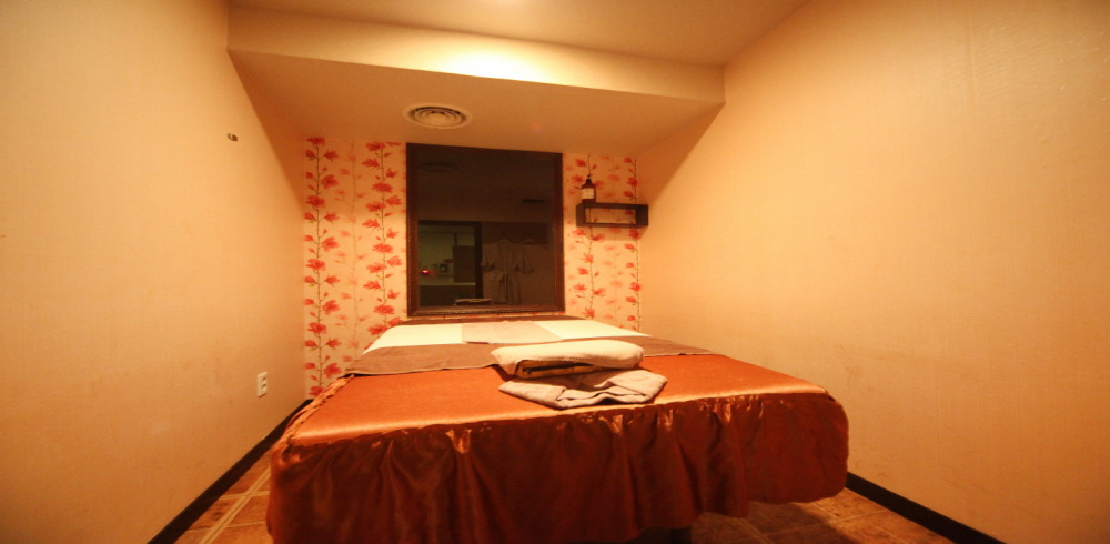 강남역,신논현역,언주역,역삼역,선정릉역 주변 플러스 매장 주요 시설 및 인테리어 사진