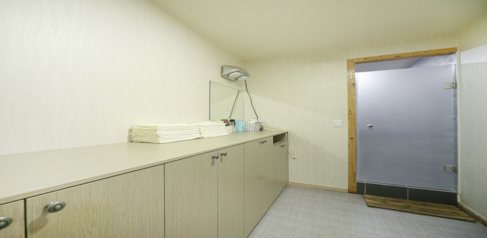 마장동 중국관리사 마사지샵 휴명품힐링바디샵의 쾌적한 관리실 내부 모습