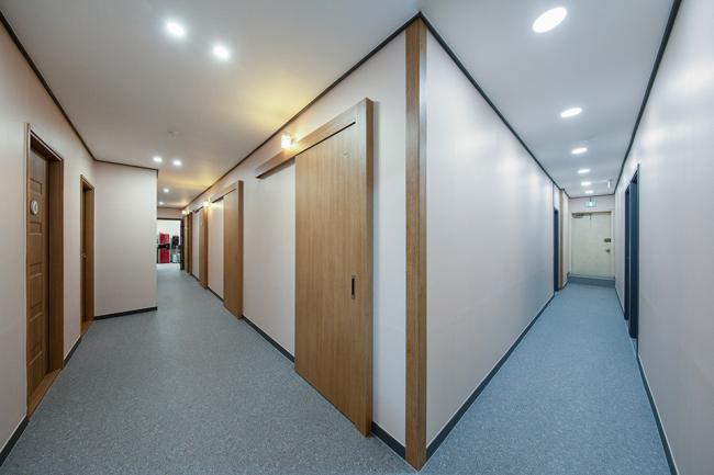 성서산업단지역,이곡역 주변 태국마사지 추천 매장 시원타이(구.신타이)의 전체적인 인테리어 모습