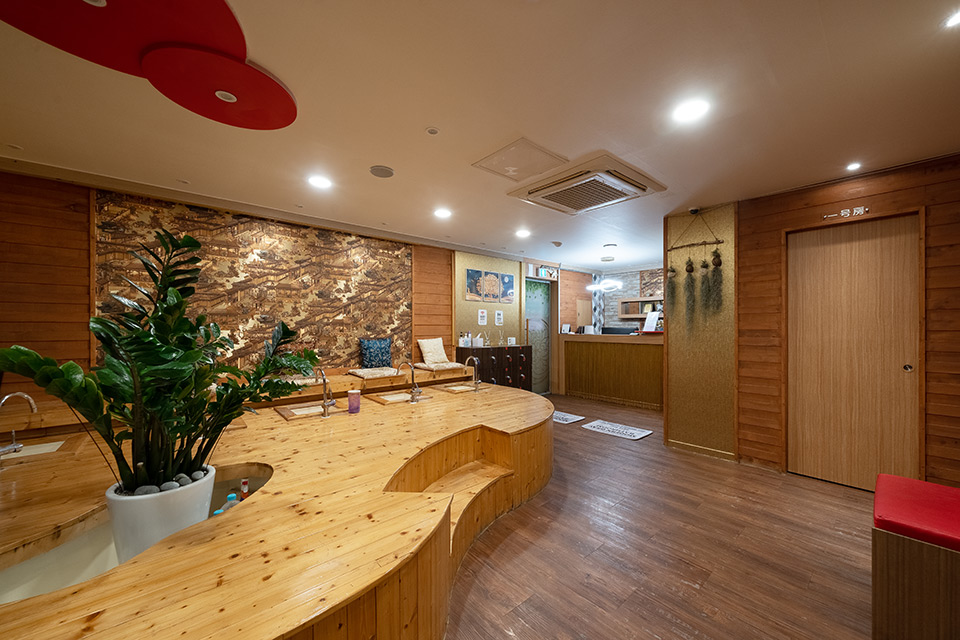 양재휴힐링 - 개포동 매봉역,양재시민의숲역 인근 태국마사지 전문 마사지 매장 전경