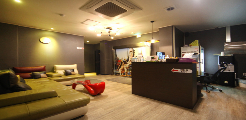 주변 태국마사지 추천 매장 BOoM붐프리미엄의 전체적인 인테리어 모습