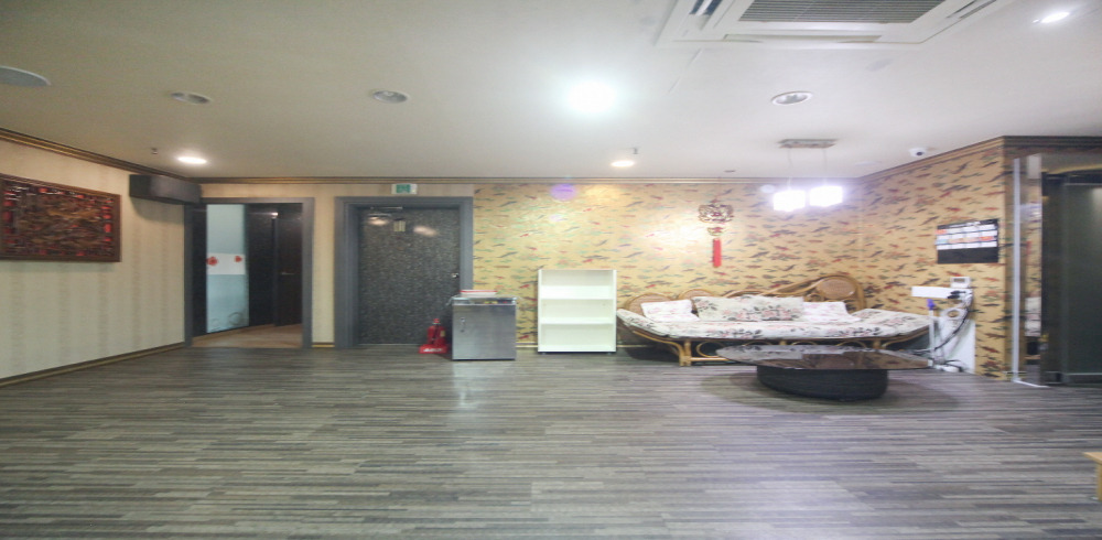 성남동 중국마사지 전문 중국전통북경테라피의 깔끔하고 정돈된 내부 전경