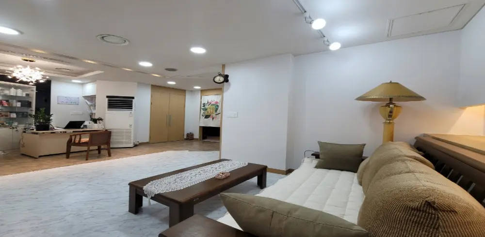 서현동 인근 한국관리사 마사지 전문 스킨데이왁싱의 아늑한 내부 시설 안내