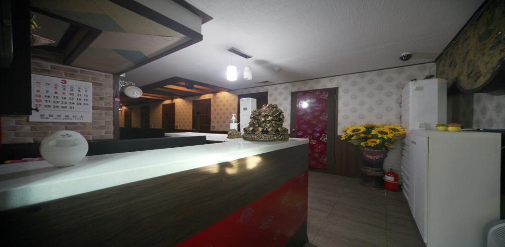 원종동 북경황실 주차가능, 24시간, 샤워가능, 커플실, 단체예약, 남/여공용샵 완비된 시설 사진