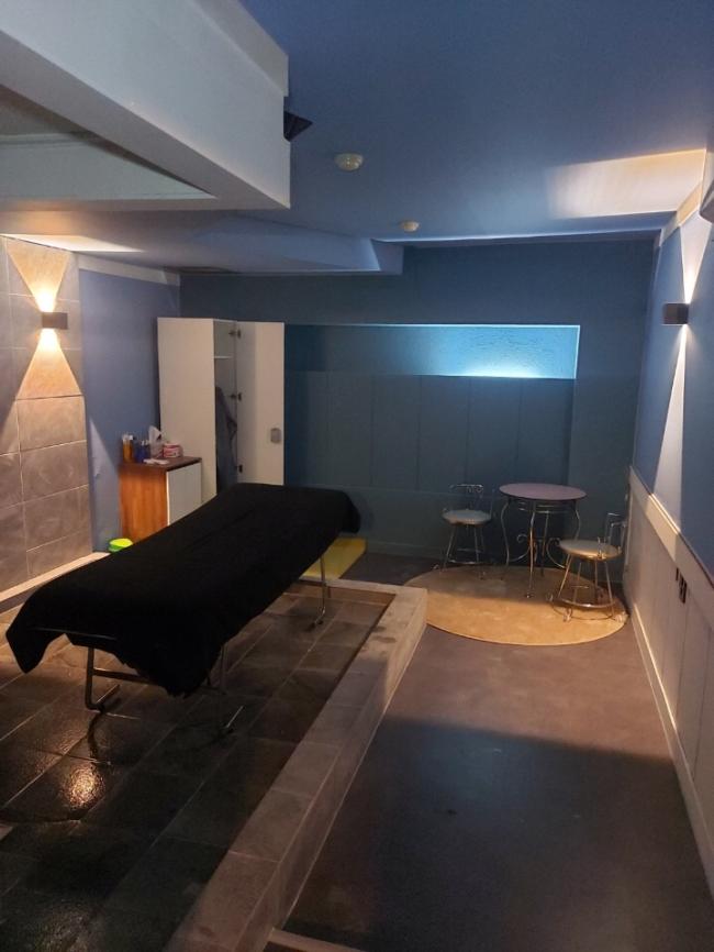 정왕동 한국관리사 마사지샵 때때테라피의 쾌적한 관리실 내부 모습