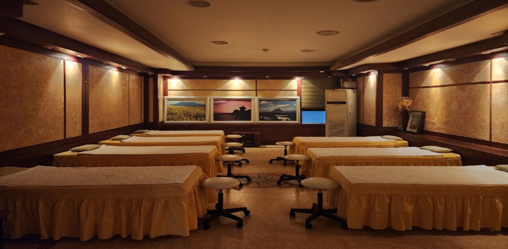 연동 인근 마사지 잘하는 곳 제주발건강센터 청결하게 관리된 내부 시설