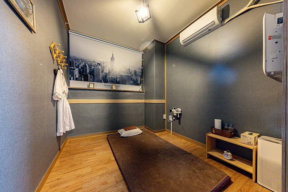 태국마사지 서비스가 제공되는 이곡동 디올아로마테라피 매장 내부 사진