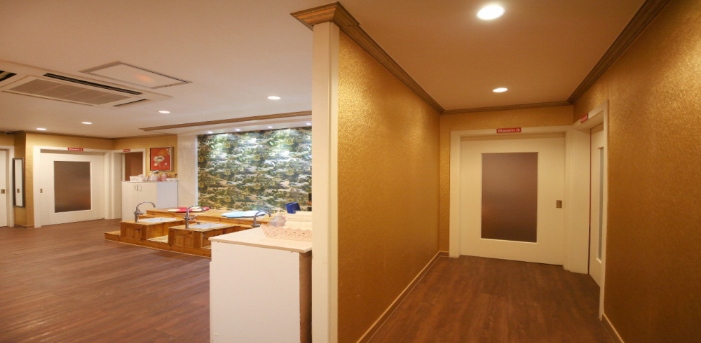 지산동 중국관리사 마사지샵 홍중국전통의 쾌적한 관리실 내부 모습