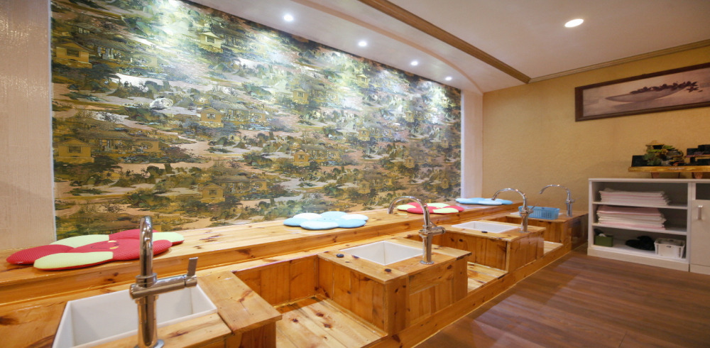 지산역,범물역,용지역에 위치한 아로마, 건식/스포츠, 커플관리, 풋케어 서비스 가능 홍중국전통 시설