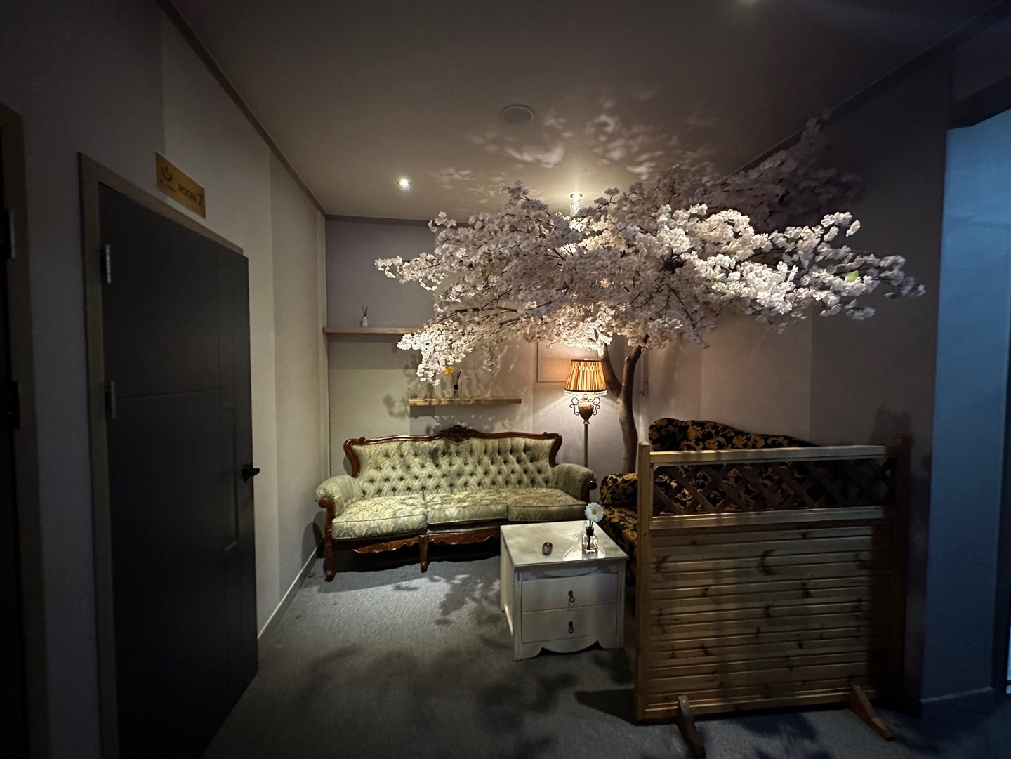 갑천역,월평역,갈마역 인근 타이, 아로마, 커플관리 서비스가 제공되는 최고마사지의 전체 시설