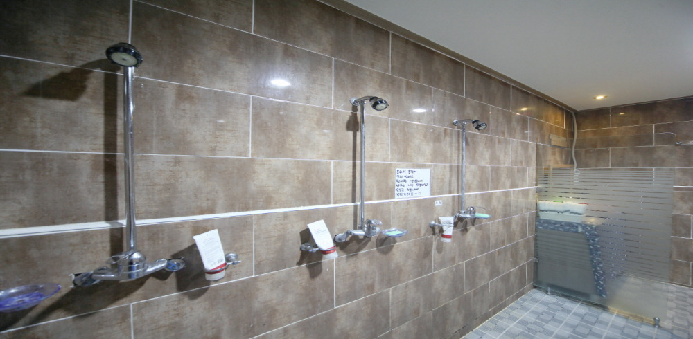 원평동 루루스파 주차가능, 24시간, 샤워가능 완비된 시설 사진