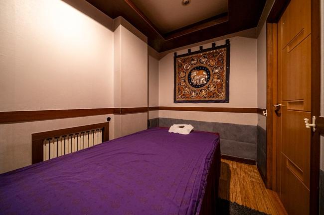 사당동 한국관리사, 태국관리사 마사지샵 힐링테라피의 쾌적한 관리실 내부 모습