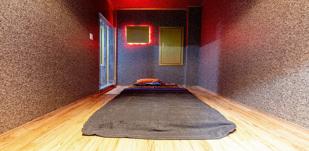 태국마사지 서비스가 제공되는 남양리 힐링캠프(남양) 매장 내부 사진