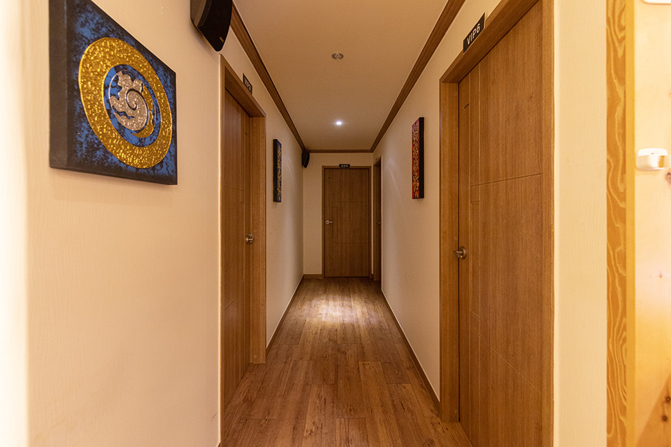 태국마사지 서비스가 제공되는 달동 룬타이&아로마 매장 내부 사진